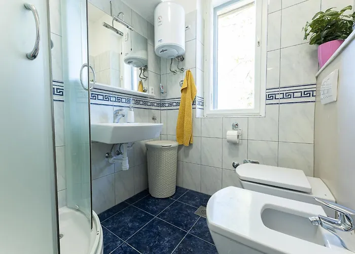 Apartment Luxury Escape In - Sea, Sun & Serenity Split