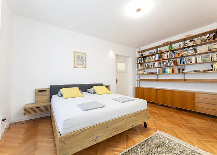Luxury Escape In - Sea, Sun & Serenity Apartment Split