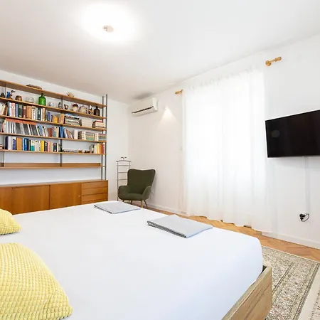 Sunny Bacvice - Spacious & *