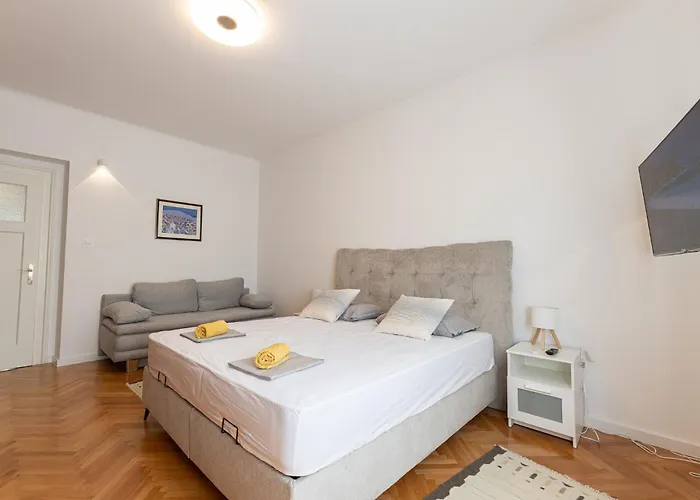 Luxury Escape In - Sea, Sun & Serenity Appartement