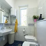 Apartman Luxury Escape In - Sea, Sun & Serenity *